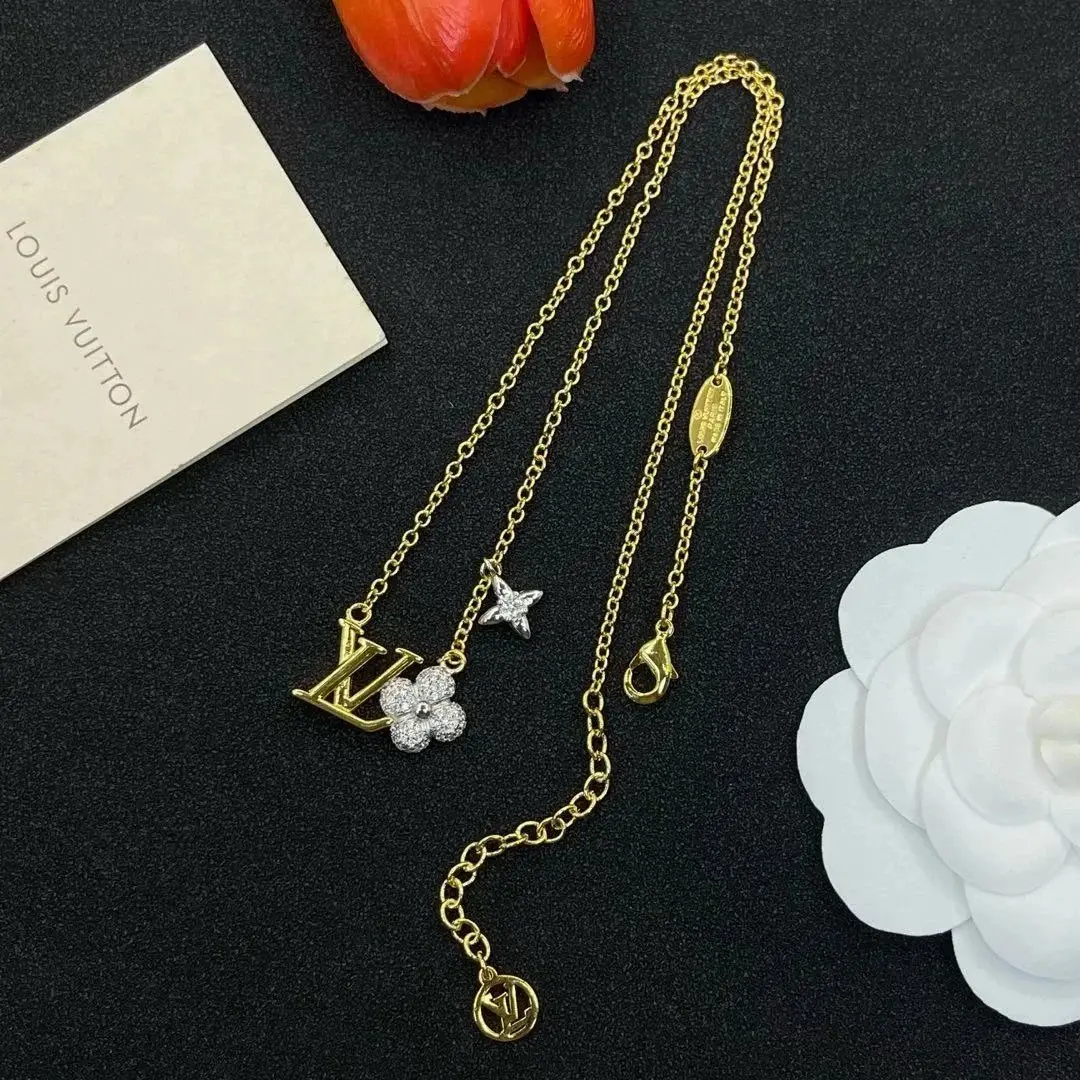 Louis Vuitton LV Flower Charm Necklace 3